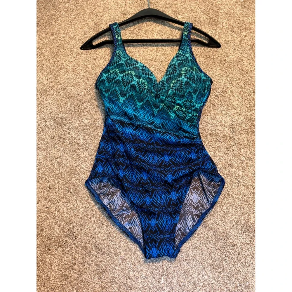 Miraclesuit One‎ Piece Swimsuit Womens Size 12 Blue Green Ombre Underwire Ruched